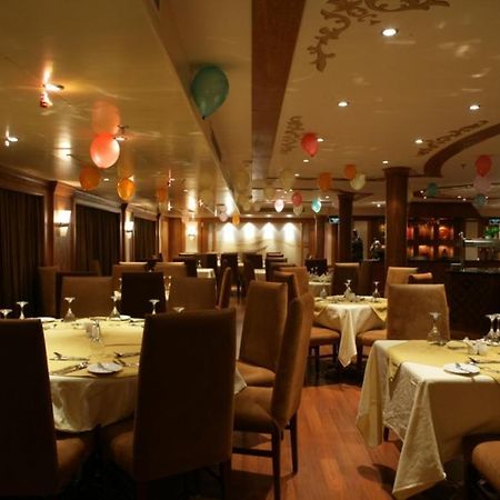 Nile Cruise 3 Nights From Aswan To Luxor Every Friday, Monday And Wednesday With Tours מראה חיצוני תמונה